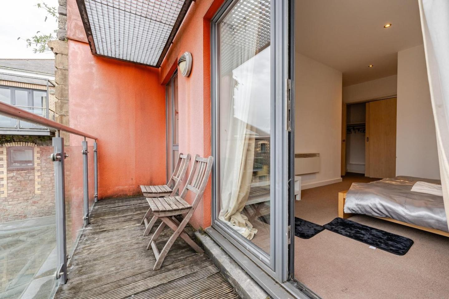 Private Room In Cardiff City Center Zewnętrze zdjęcie